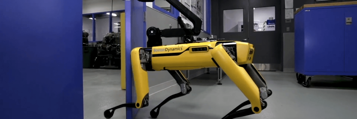 Роботов Boston Dynamics научили кооперации