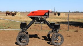 Робот-фермер SwagBot должен поступить в продажу в 2020 году