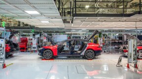 Tesla employees report a high percentage of defects in production