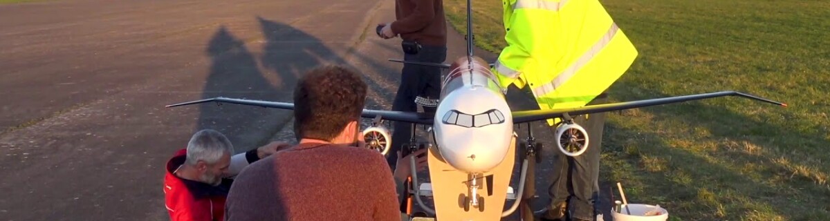 Airbus тестирует самолет с подвижными крыльями