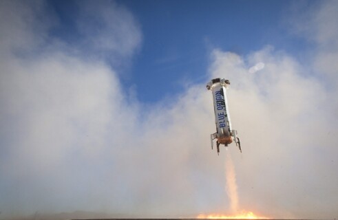 Джефф Безос: ракета New Shepard успешно завершила первый полет с пассажирской капсулой