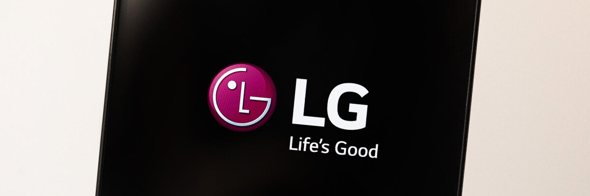 LG выпустит телефон с тремя экранами