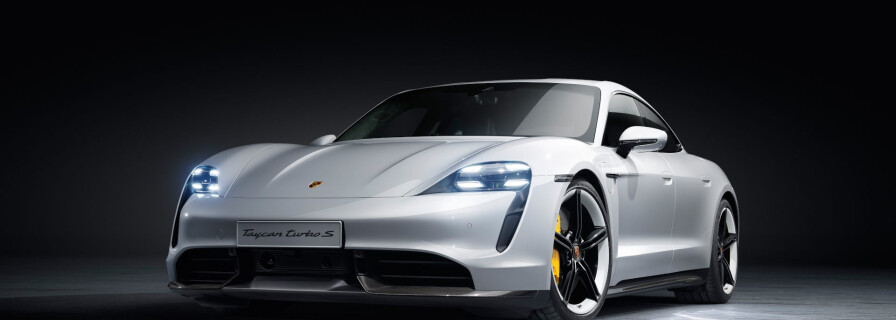 Taycan — первый серийный электрокар от Porsche