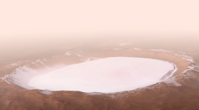 ESA показало красивейший кратер Марса