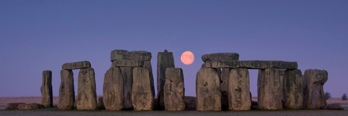Stonehenge was designed as a solar calendar