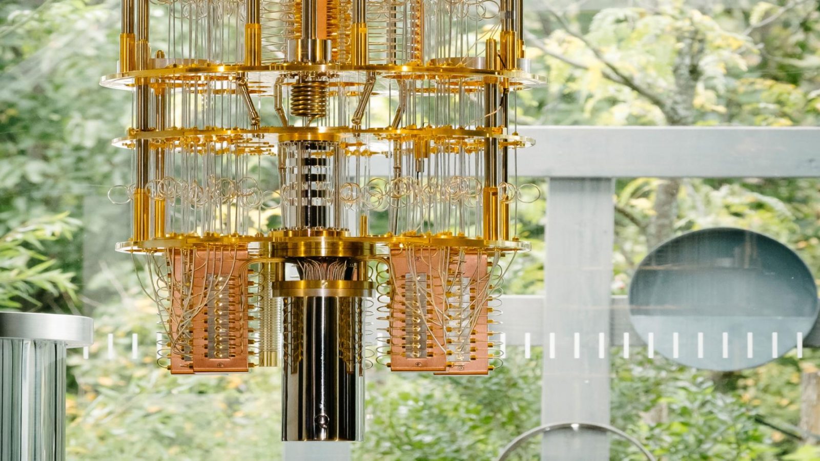 50 кубитный квантовый компьютер лукина