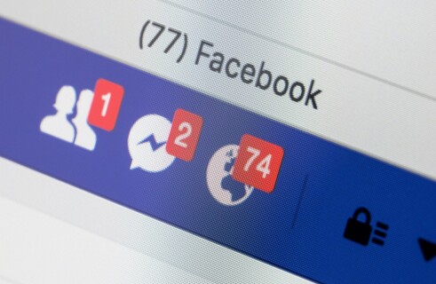 Facebook запретила рекламу криптовалют и ICO