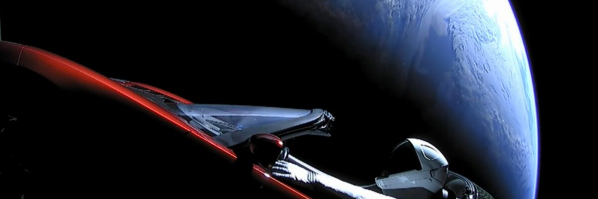 Falcon Heavy successfully launched the Elon Musk’s cabriolet into space