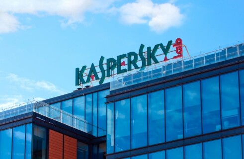 Лаборатория Касперского обнаружила уязвимости в зарядных устройствах для электромобилей