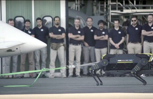 Meet HyQReal: a tow robot that can move a 3 tonne plane