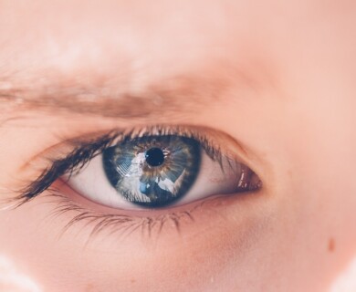 A neural network to determine children’s age of by their eye movement  