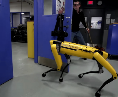 В Boston Dynamics снова «издеваются» над роботами