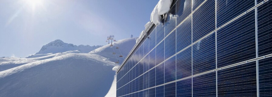 Solar batteries will generate power from snow