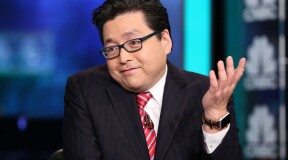 Tom Lee forecasts bitcoin price falling mid April