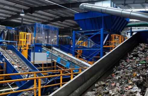 Робот-утилизатор для решения мусорной проблемы