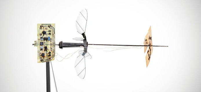 The tiny flying robot powered by solar energy