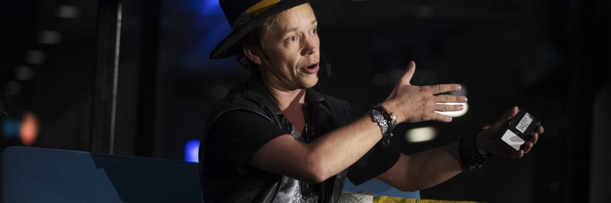 Brock Pierce is to create a decentralized charity organization and donate $ 1 billion to its foundation