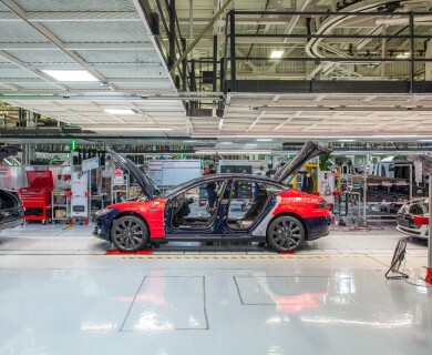 Tesla employees report a high percentage of defects in production