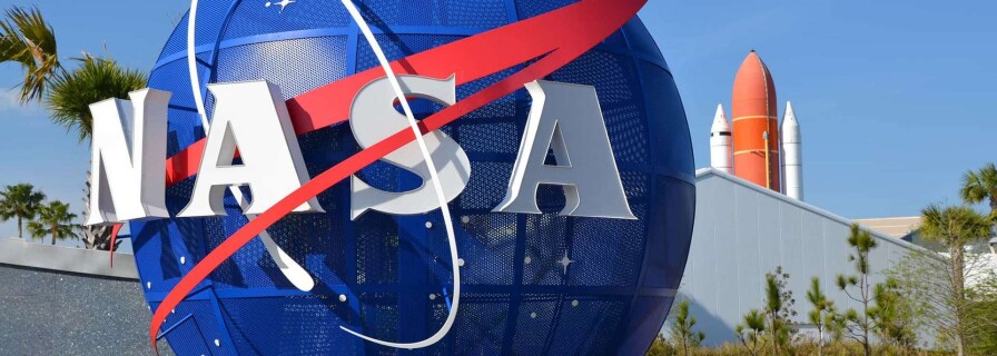 NASA opens a new museum complex