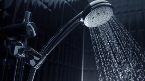 Высокотехнологичная насадка на душ от Nebia