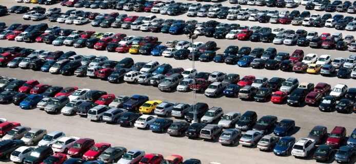 Valet Parking Robots to Park Our Vehicles