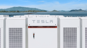 В Калифорнии построят гигантское энергохранилище из новых батарей Tesla Megapack