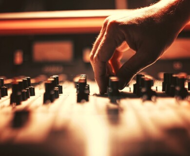 Blockchain comes to the music industry