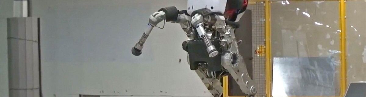 Handle от Boston Dynamics: робот с колесами и манипулятором-присоской