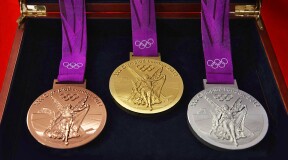 Japan Presents Olympic Awards Made from Recycled Gadgets