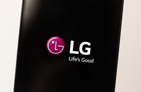 LG to release a phone with three screens