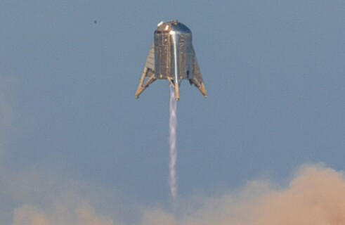 SpaceX Successfully Completes New Starhopper Testing