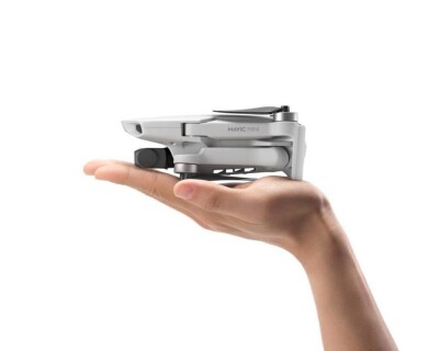 Новый квадрокоптер от DJI весит 249 граммов