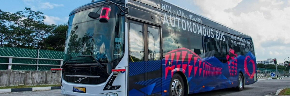 Volvo tests self-driving bus prototype in real conditions 