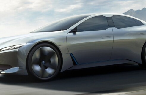 BMW обещает выпустить электрокар i4 с запасом хода на 600 км