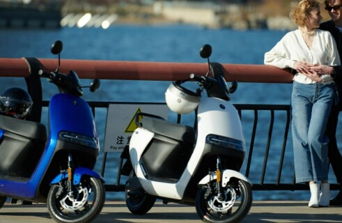 Новинки от Segway: электроскутер, электромотоцикл и концепт eScooter T