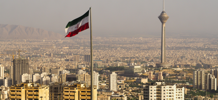Iran displays the latest version of the Suren's robot
