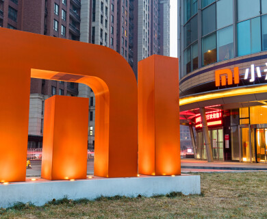 Xiaomi anniversary: ​​a completely transparent TV launched in China