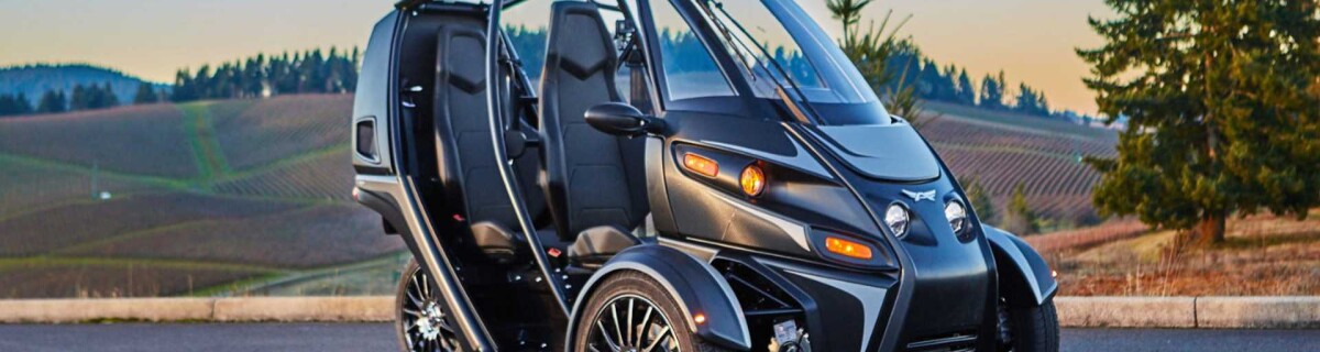 Arcimoto prototypes Roadster, three-wheeled electric road trike