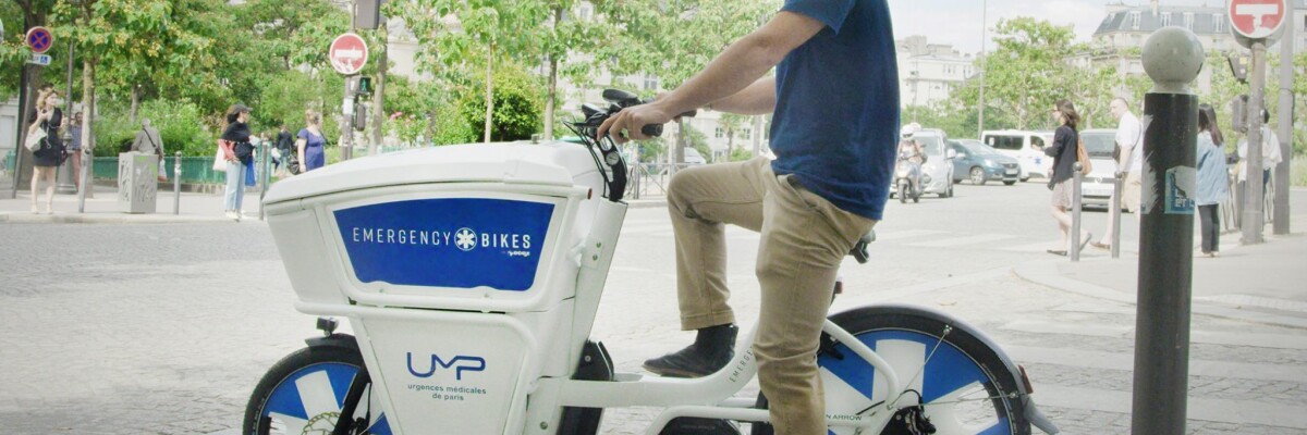 The Paris emergency services puts its staff on e-bikes