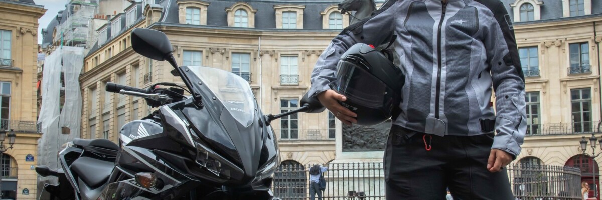 CX Air Dynamics разработала надувные штаны для мотоциклистов