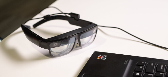 Lenovo’s AR smart glasses can project an image onto five virtual screens 