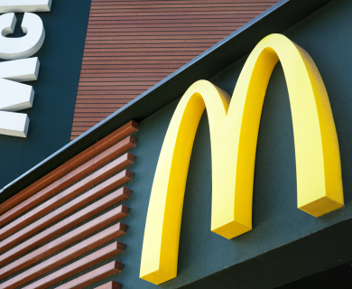 McDonald’s начинает тестировать растительные бургеры McPlant