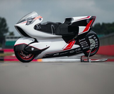 A British company unveils the fastest electric bike