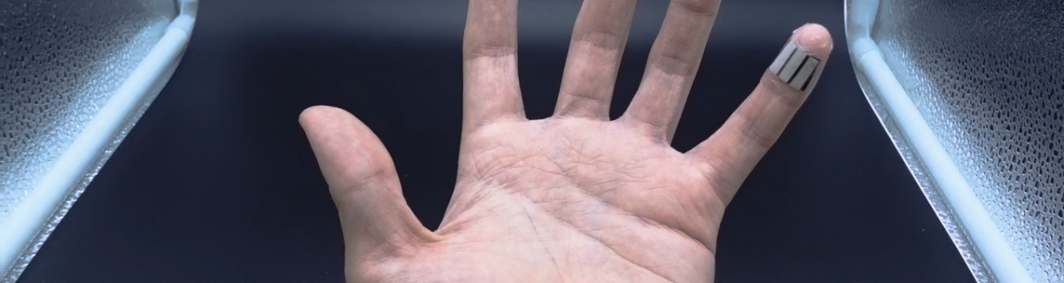 Ученые создали генератор, который заряжается от человека