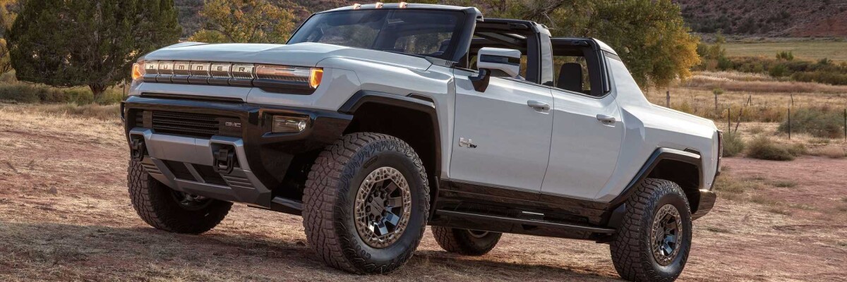 General Motors is to develop an electric vehicle based on the Hummer EV