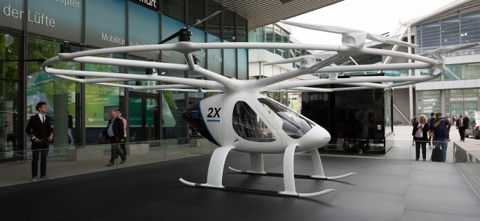 Fully electric air taxi Volocopter 2X completes its first manned flight