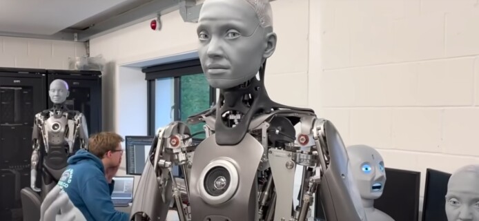 Британская компания показала робота с невероятно выразительной мимикой