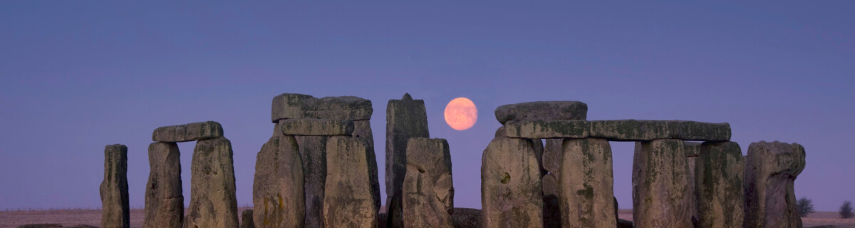 Stonehenge was designed as a solar calendar