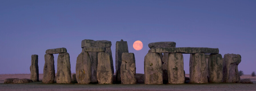 Stonehenge was designed as a solar calendar