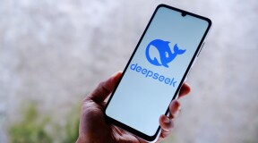 Что представляет собой китайская нейросеть DeepSeek и как она изменила сферу ИИ